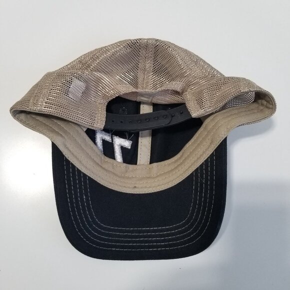 NWT District Super Soft Mesh Snap Back 77 Cap - Picture 4 of 6